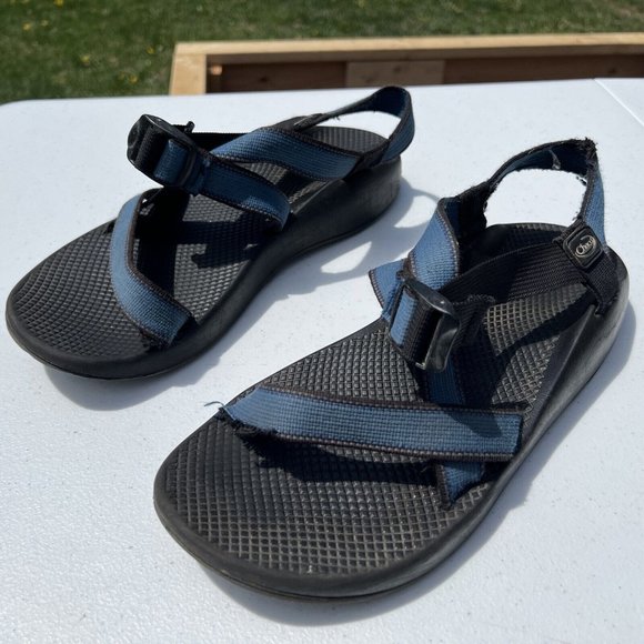 chaco thongs